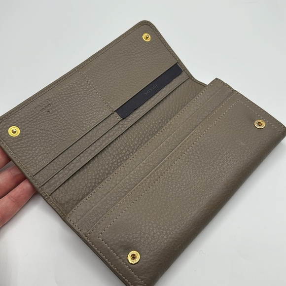 Prada Double Snap Wallet - Picture 7 of 7